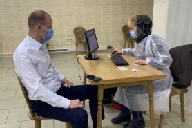 Un centru de vaccinare a fost deschis astăzi la Piața Centrală